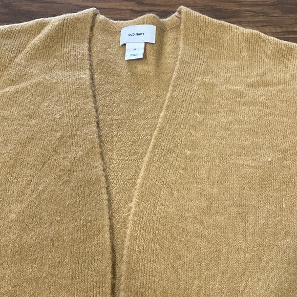 Old Navy Pocketed Cardigan - Picture 5 of 7